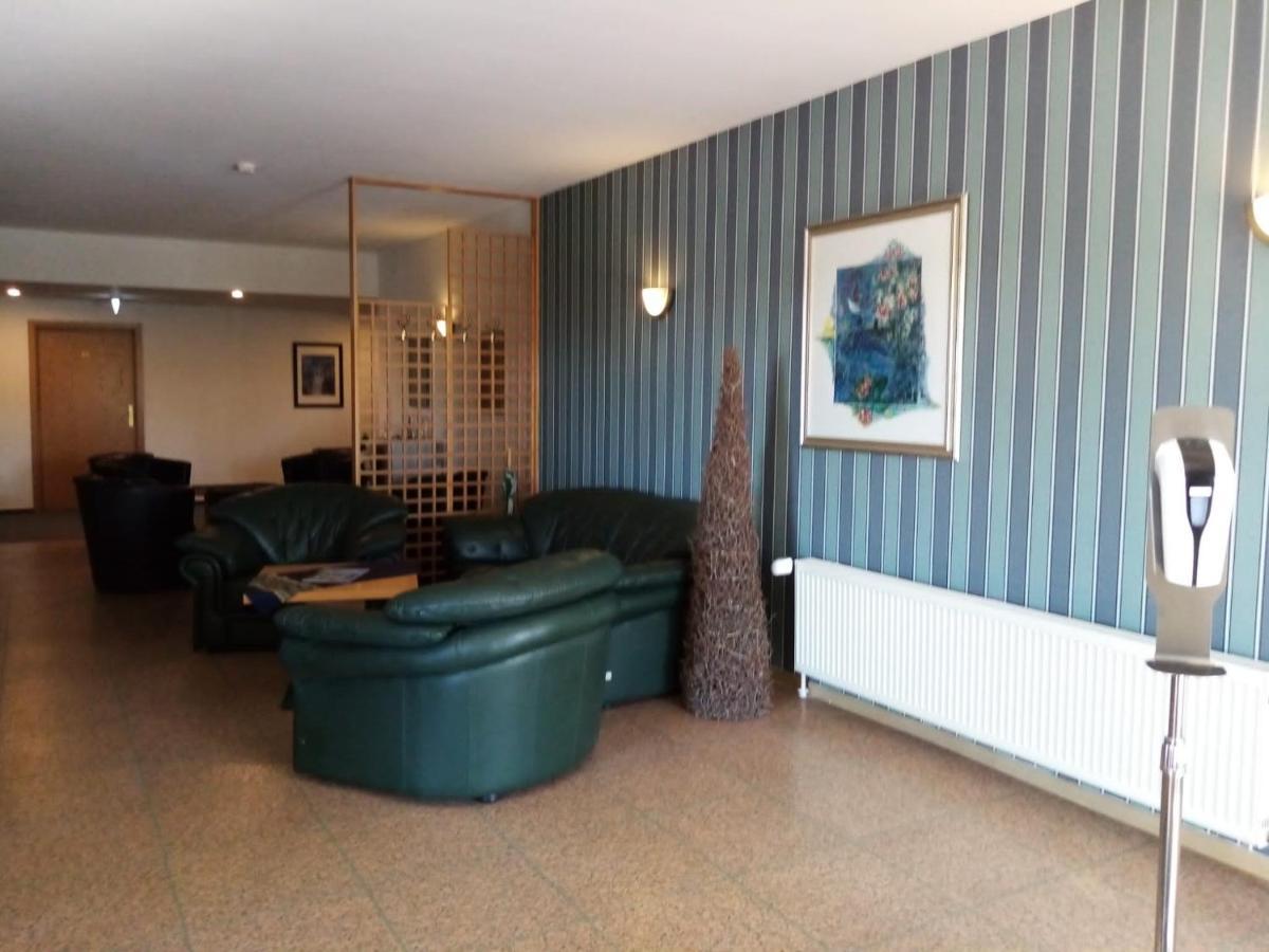 Zur Linde Hotel Ostrau  Exterior photo